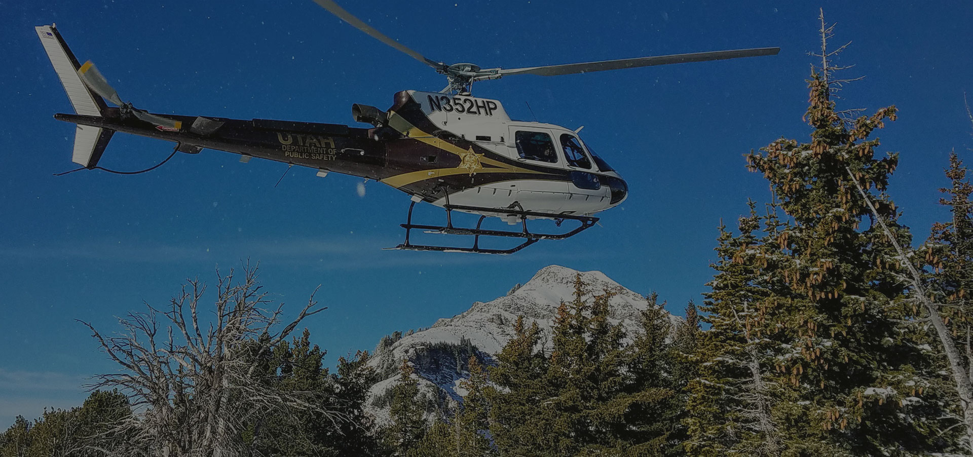 Sheriff helicopter supporting a mountain operation